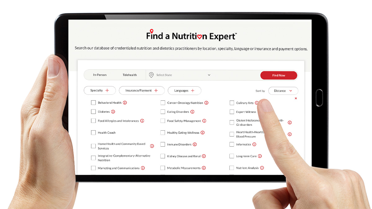 Photo of someone scrolling the Find a Nutrition 直播幸运168官方飞艇结果体彩与实时记录 Expert directory on a mobile device